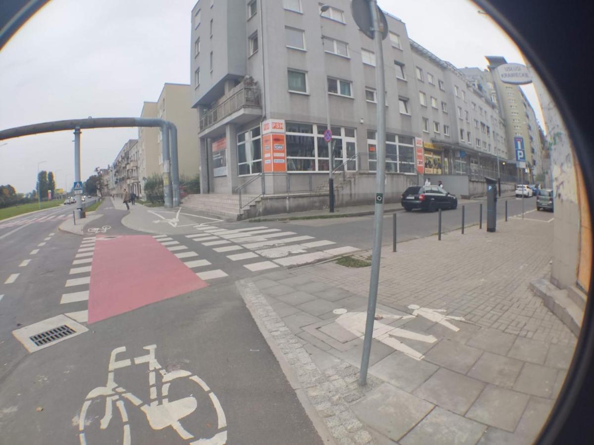 3030 Jana Spychalskiego 32 - Tanie Pokoje W Apartamencie - Samodzielne Zameldowanie - Self Check In Poznań Extérieur photo