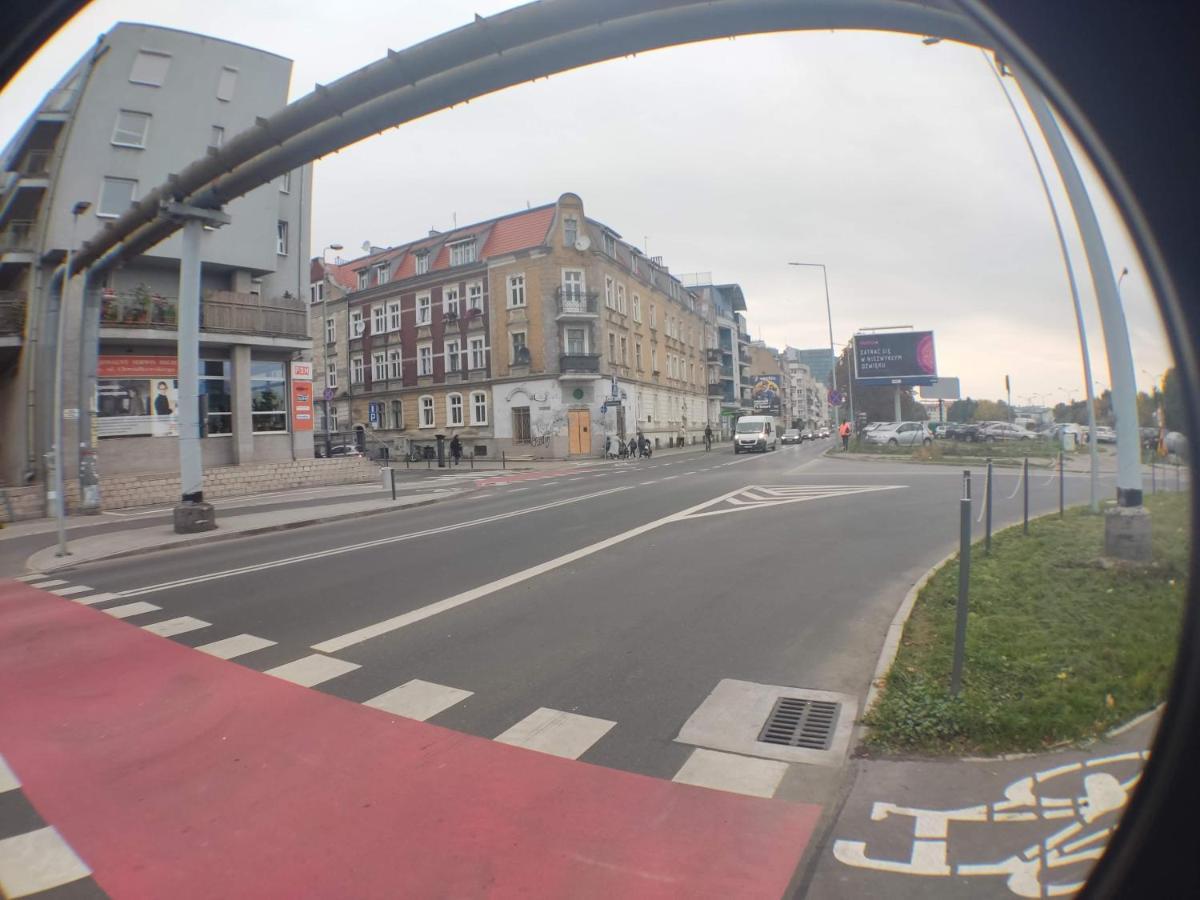 3030 Jana Spychalskiego 32 - Tanie Pokoje W Apartamencie - Samodzielne Zameldowanie - Self Check In Poznań Extérieur photo