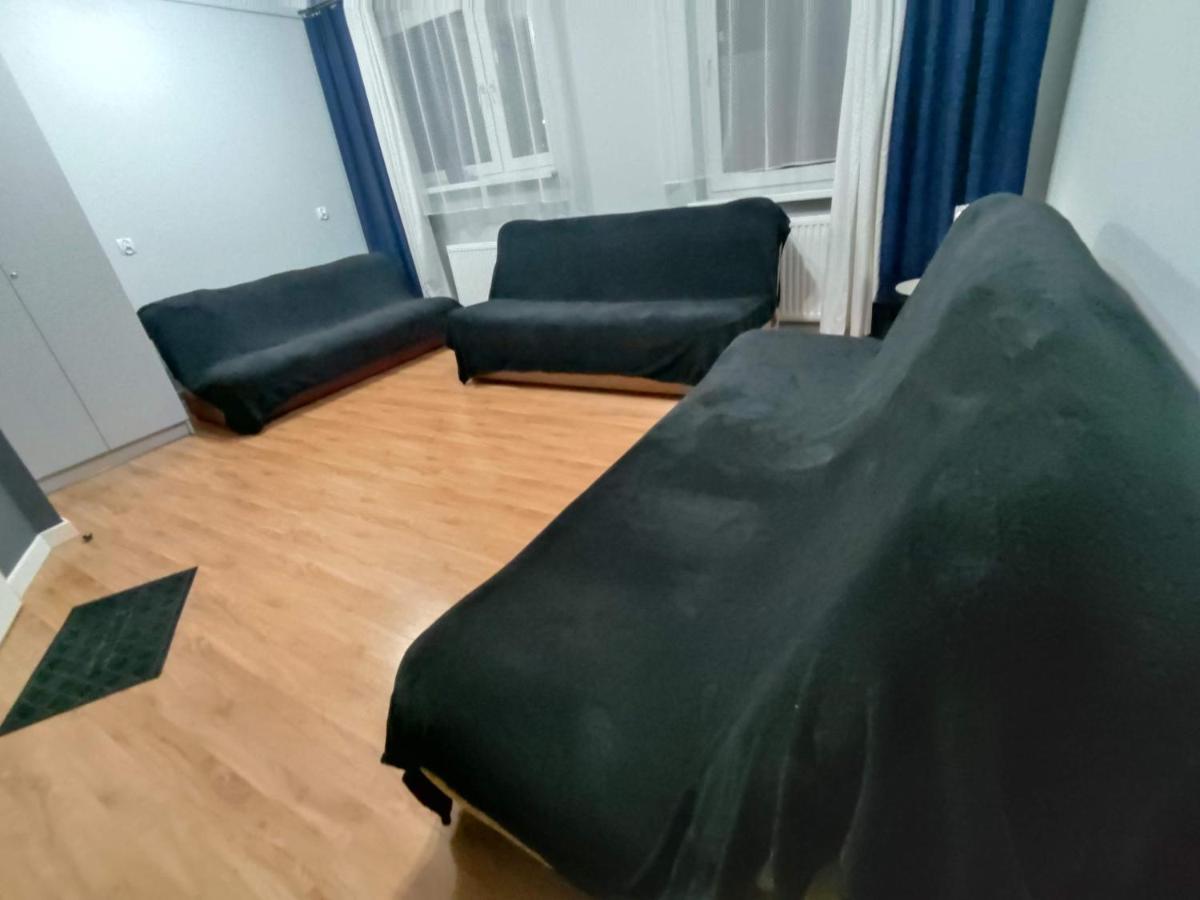 3030 Jana Spychalskiego 32 - Tanie Pokoje W Apartamencie - Samodzielne Zameldowanie - Self Check In Poznań Extérieur photo