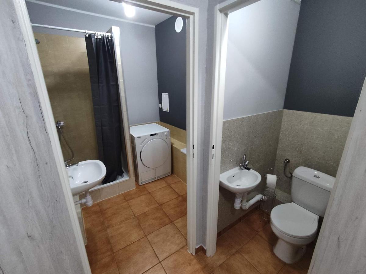 3030 Jana Spychalskiego 32 - Tanie Pokoje W Apartamencie - Samodzielne Zameldowanie - Self Check In Poznań Extérieur photo