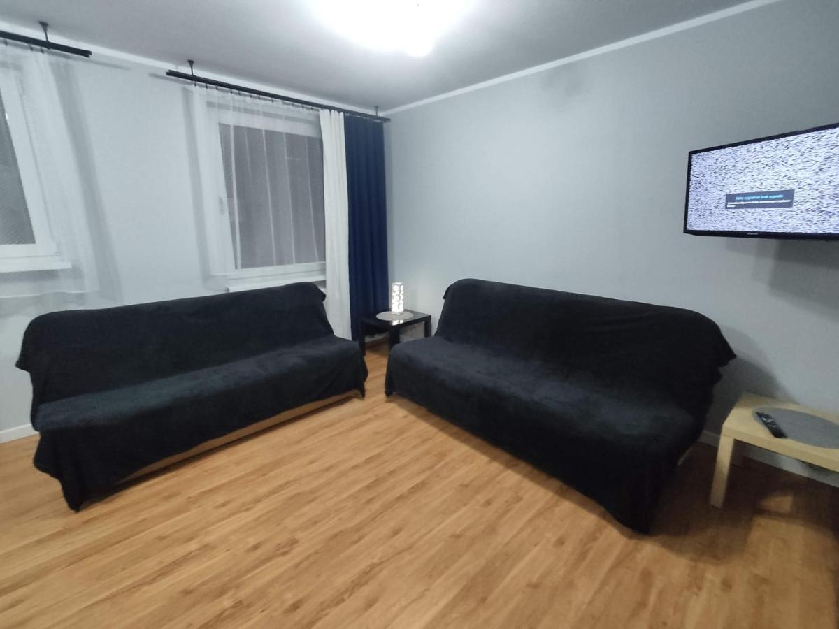 3030 Jana Spychalskiego 32 - Tanie Pokoje W Apartamencie - Samodzielne Zameldowanie - Self Check In Poznań Extérieur photo