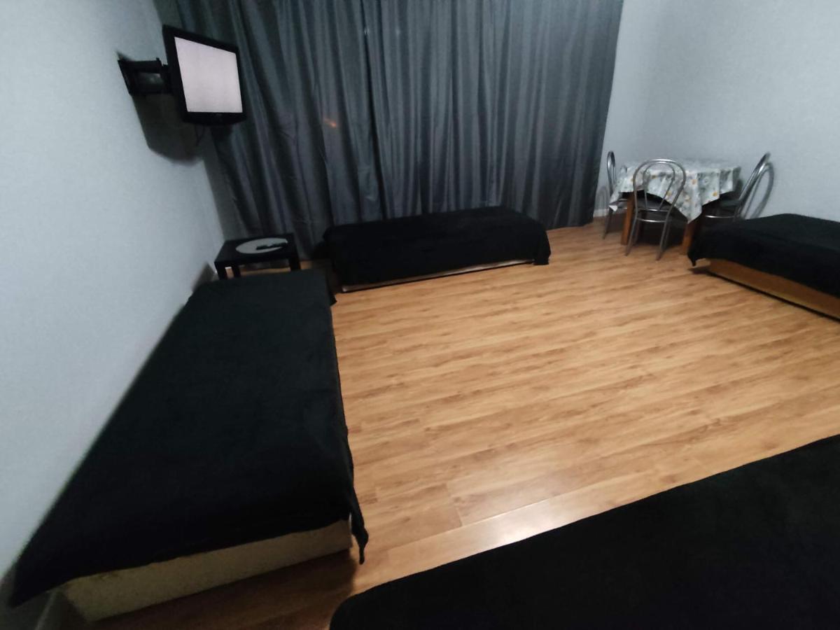 3030 Jana Spychalskiego 32 - Tanie Pokoje W Apartamencie - Samodzielne Zameldowanie - Self Check In Poznań Extérieur photo